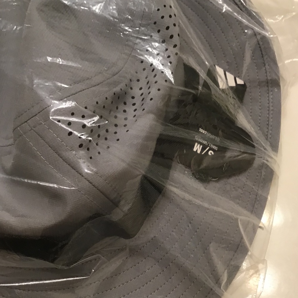 ADIDAS VICTORY 5 BUCKET HAT - Picture 2 of 16